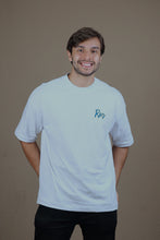 Carregar imagem no visualizador da galeria, Camiseta "Don't Skip Leg Day - Pug Edition" - Roupaz T-shirt