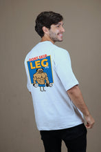 Carregar imagem no visualizador da galeria, Camiseta "Don't Skip Leg Day - Pug Edition" - Roupaz T-shirt