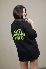 Carregar imagem no visualizador da galeria, Camiseta &quot;Anti Treino Fofo&quot; Feminina - Roupaz T-shirt
