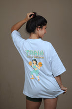 Carregar imagem no visualizador da galeria, Camiseta &quot;Train Like a Princess&quot; 👑💪 - Roupaz T-shirt
