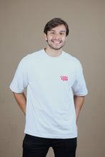 Carregar imagem no visualizador da galeria, Camiseta Valorize quem te chama para treinar - Roupaz T-shirt
